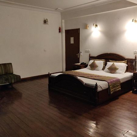 Hotel Blossom Shimla Ngoại thất bức ảnh