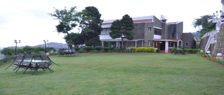Hotel Blossom Shimla Ngoại thất bức ảnh