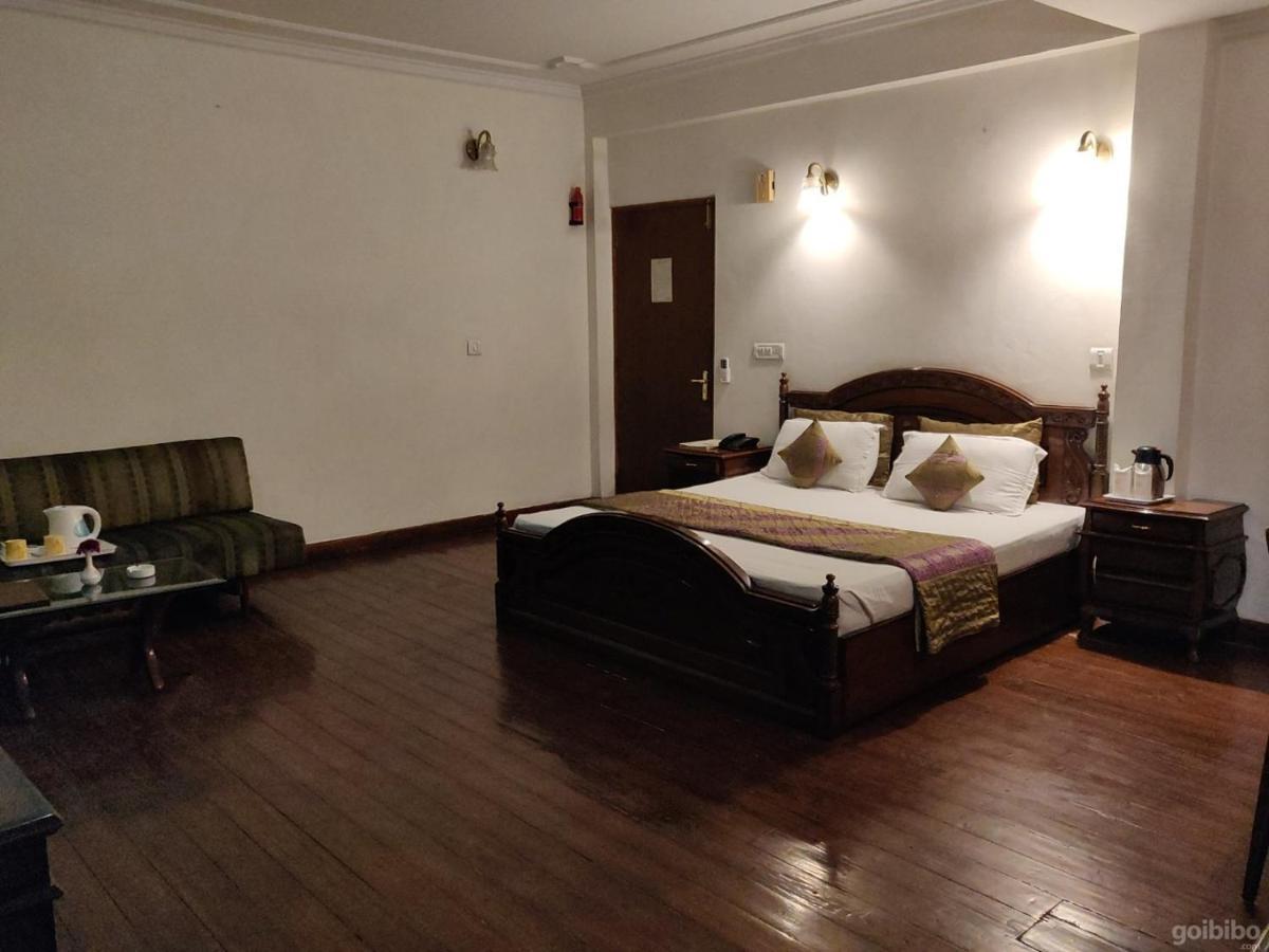Hotel Blossom Shimla Ngoại thất bức ảnh