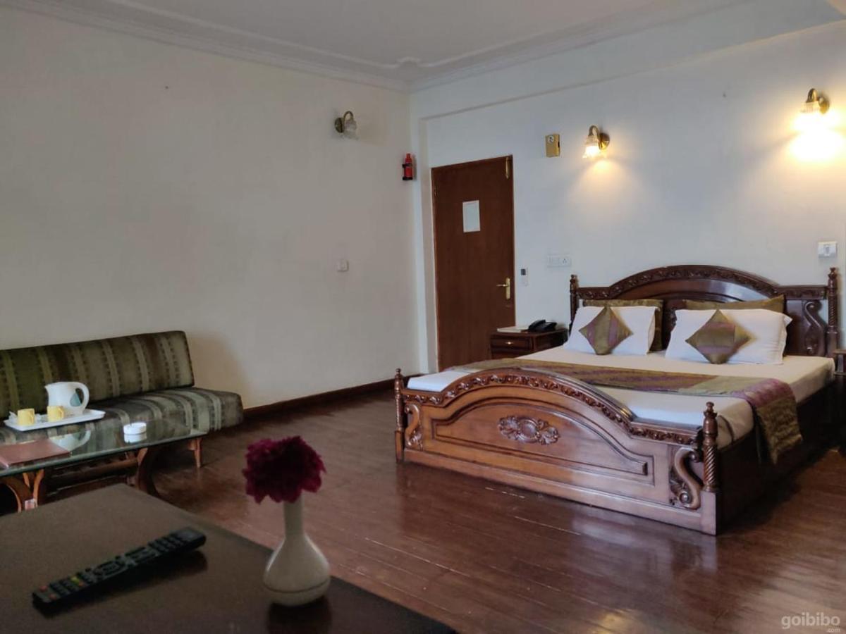 Hotel Blossom Shimla Ngoại thất bức ảnh